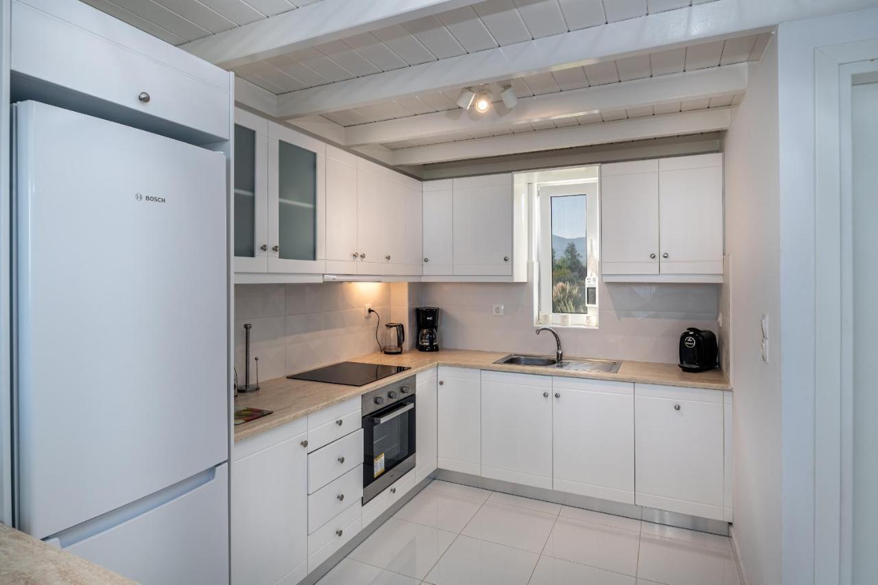 Asteria Pearl Villa 2 With Rooftop Jacuzzi Tigaki Exterior foto