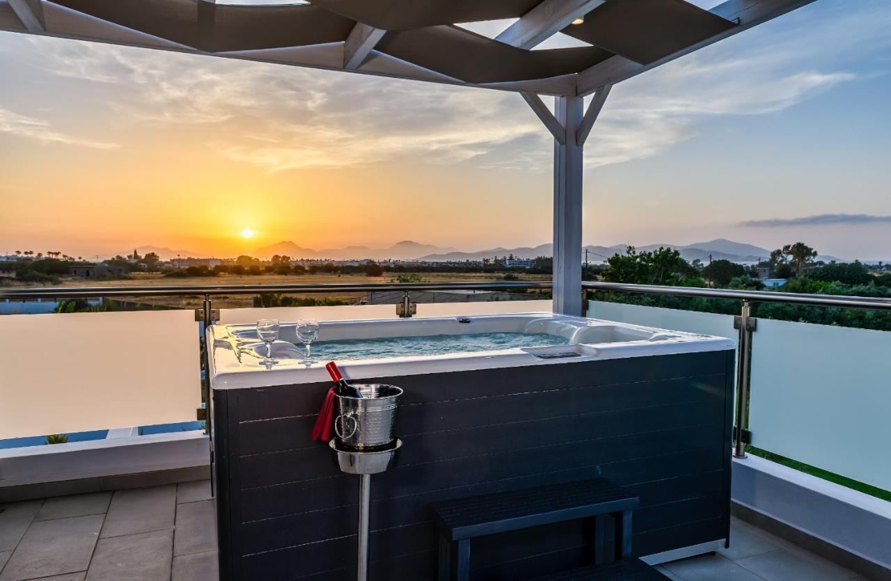 Asteria Pearl Villa 2 With Rooftop Jacuzzi Tigaki Exterior foto