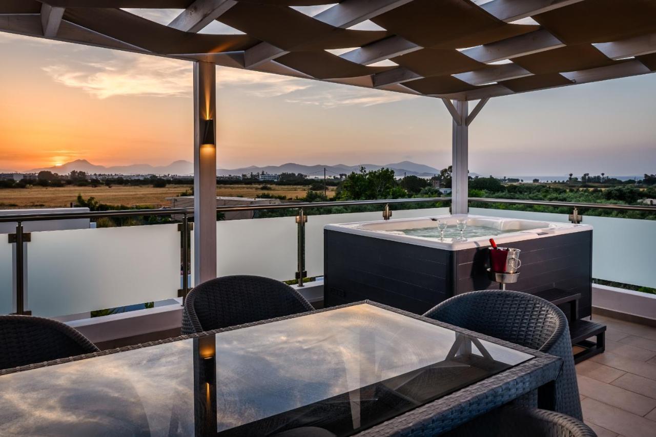 Asteria Pearl Villa 2 With Rooftop Jacuzzi Tigaki Exterior foto